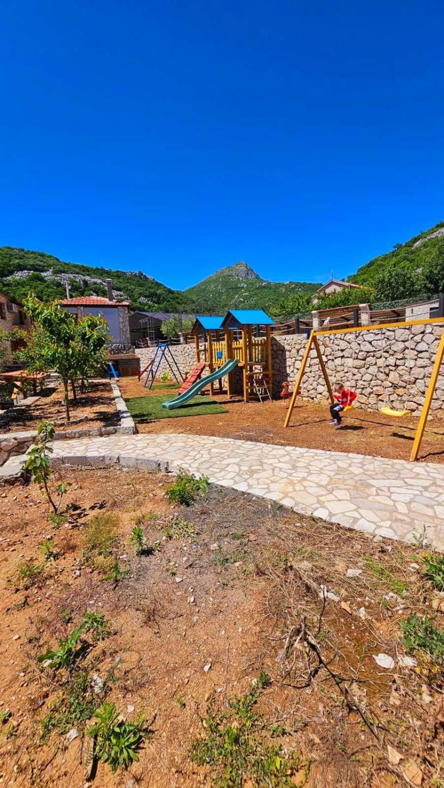 Vinogradina Eco Vukcevic